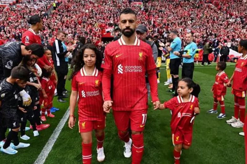 الحذاء الذهبي وفوز محمد صلاح: رحلة إنجازات فردية مميزة الحذاء الذهبي وفوز محمد صلاح: رحلة إنجازات فردية مميزة