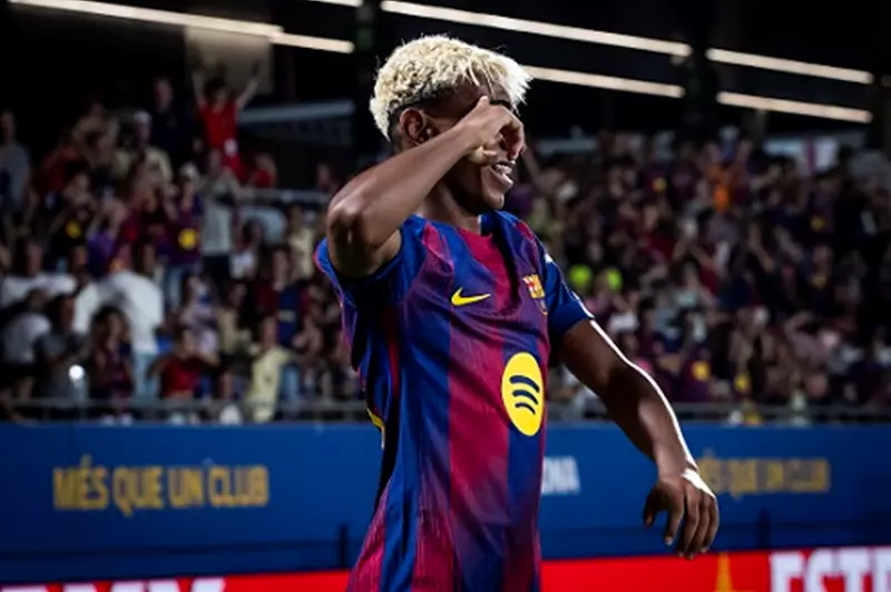 برشلونة يحقق فوزًا ساحقًا على كومو بكأس خوان جامبر برشلونة يحقق فوزًا ساحقًا على كومو بكأس خوان جامبر