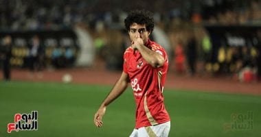 محمد هاني يغيب عن مباراة الأهلي ضد غزل المحلة: تفاصيل الغيابات وأسبابها محمد هاني يغيب عن مباراة الأهلي ضد غزل المحلة: تفاصيل الغيابات وأسبابها