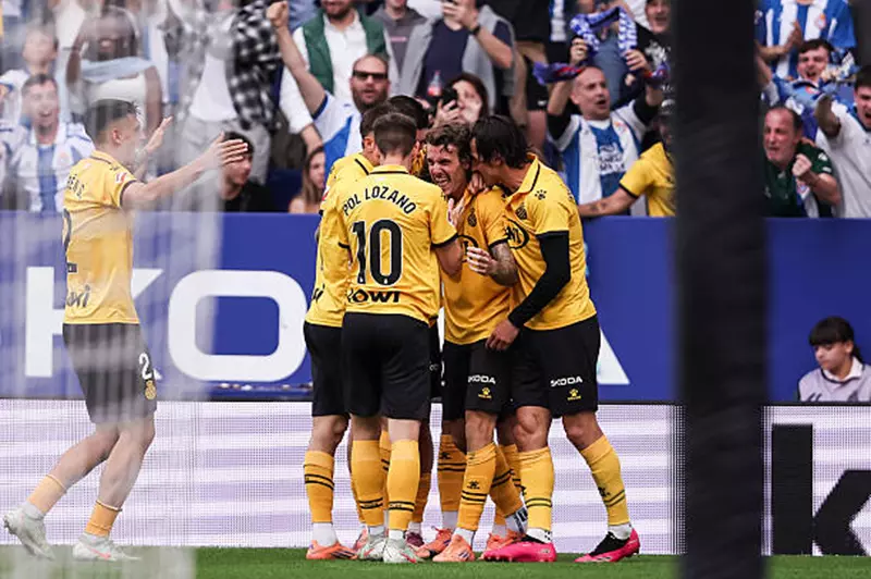 إسبانيول يقتحم المربع الذهبي في الدوري الإسباني إسبانيول يقتحم المربع الذهبي في الدوري الإسباني